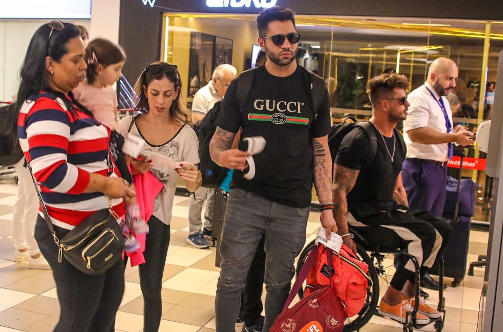 Guilherme Cherion, Fernando Fernandes, Bianca e amigos - Foto: Thiago Duran / Divulgação