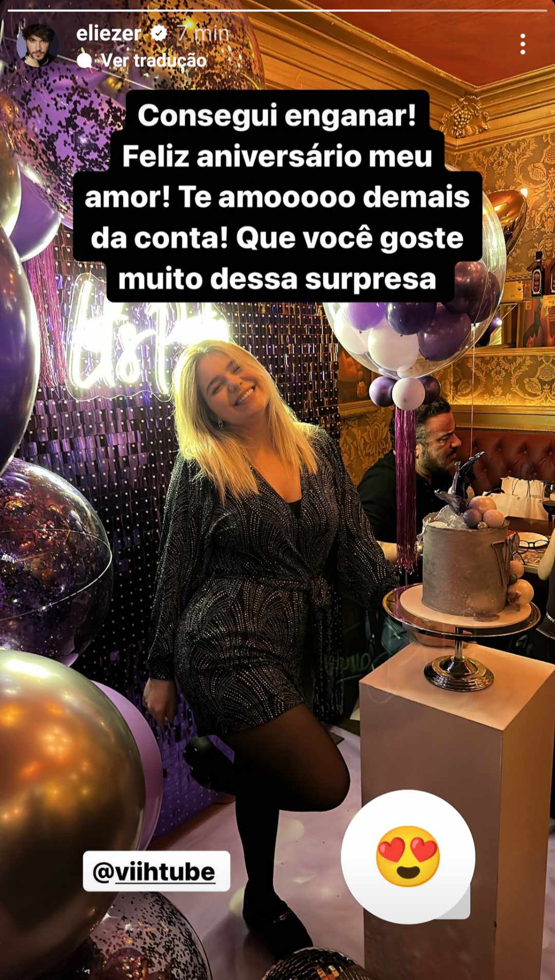 Eliezer emociona Viih Tube com festa de aniversário surpresa: