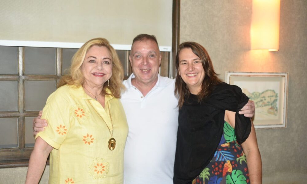 Bernadete Simonelli, Bayard Boiteux e Martina Farmbauer - Fotos: Messias Martins