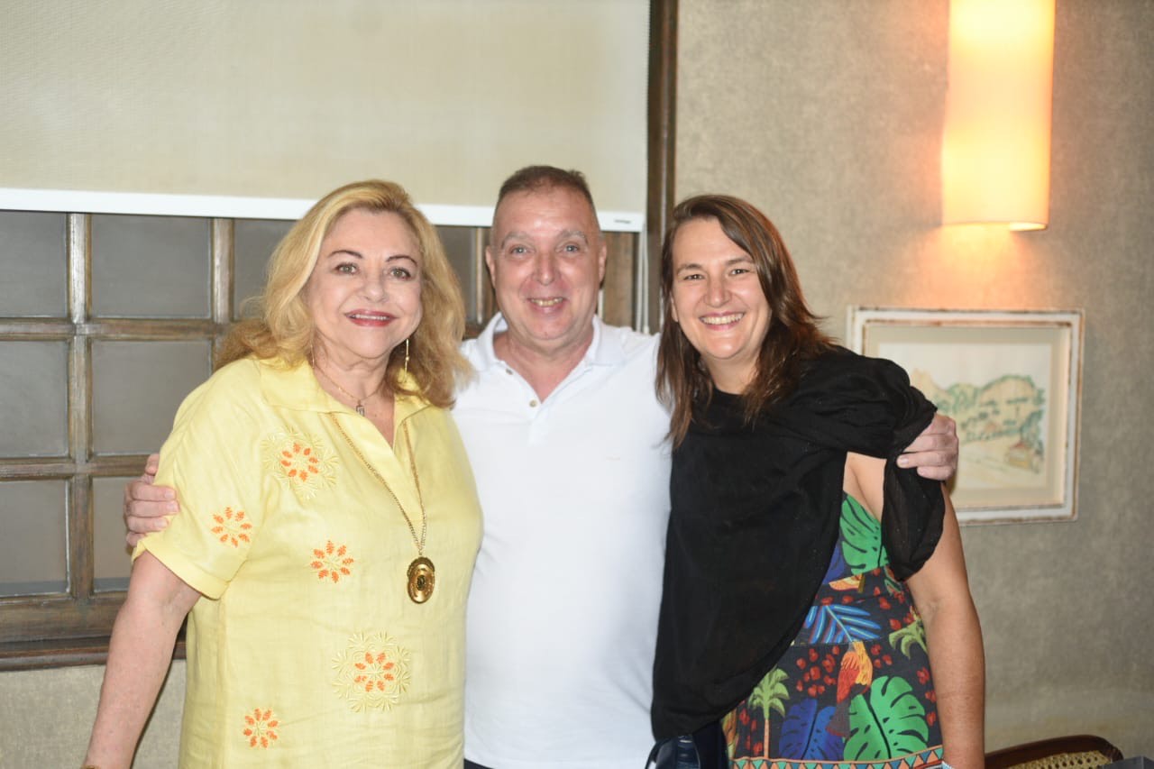 Bernadete Simonelli, Bayard Boiteux e Martina Farmbauer - Fotos: Messias Martins