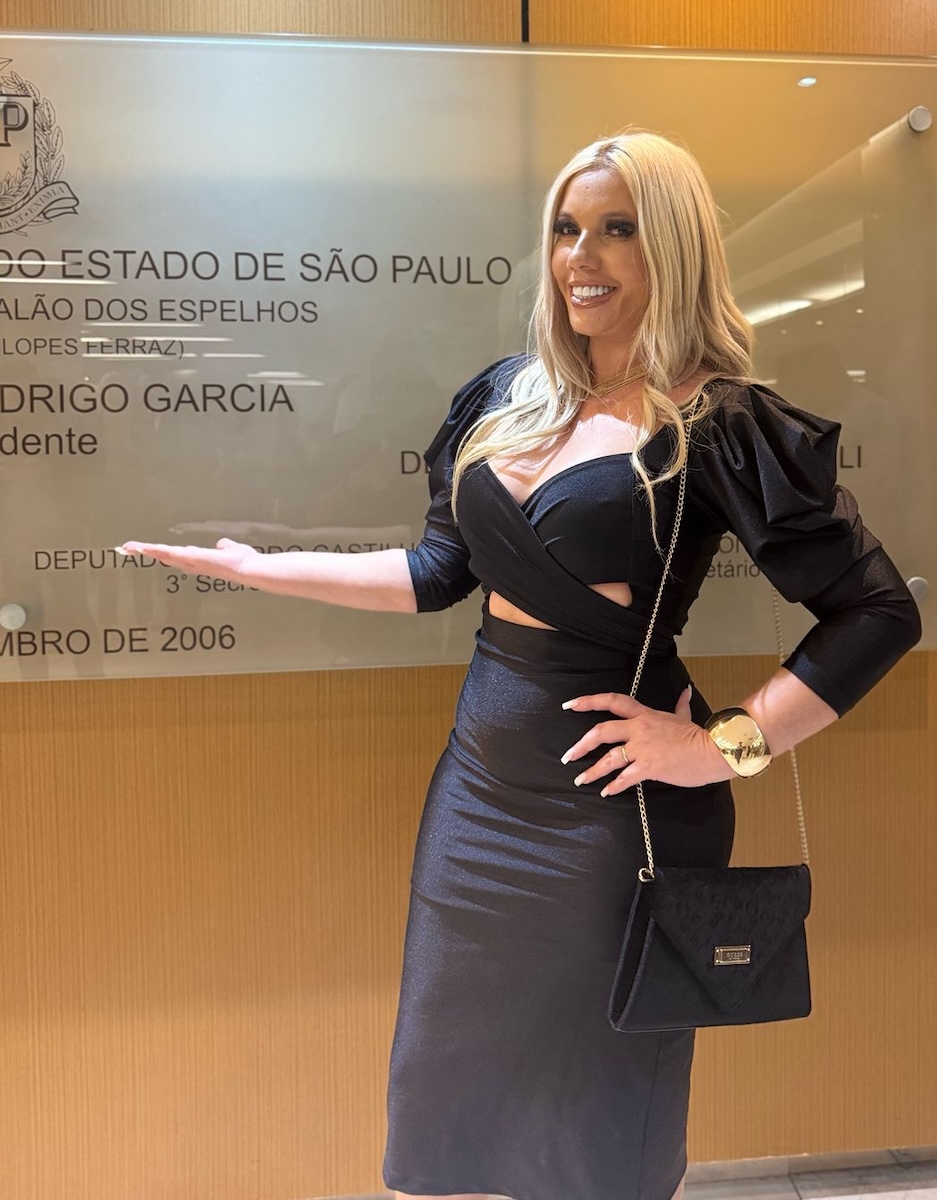 Priscila Sabino é homenageada na Câmera Municipal de SP - Foto: Divulgação