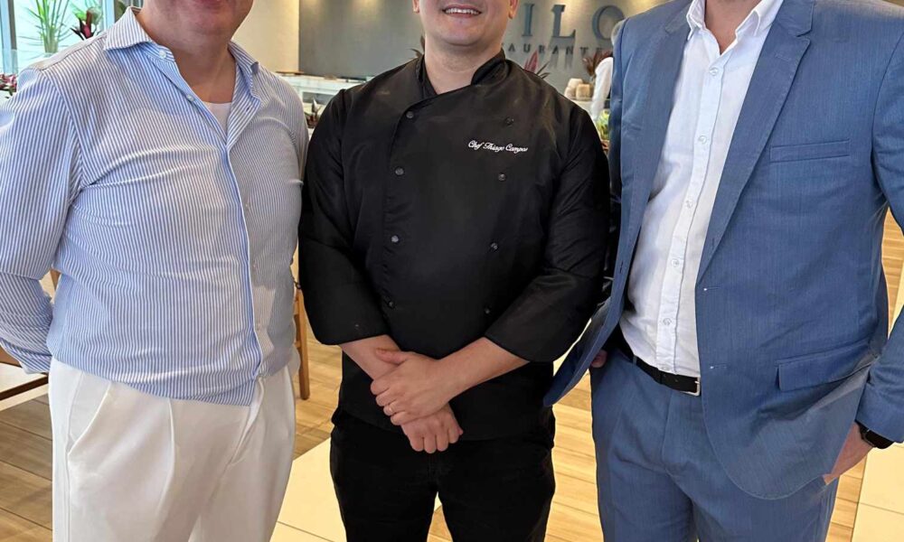 Sidinei Rodrigues o Chef Tiago Campos e o gerente geral do Laghetto Stilo, André Oliveira