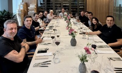 Elias Abrão, DJ John Sakra, Raul Gil Junior, Raul Gil, Dunga, Sidney Oliveira, Geraldo Luís, Carlos Chinchilla, Helena Inácio, Felipe Teixeira e equipe Ultrafarma - Foto: Divulgação