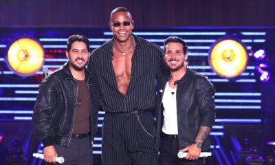 Iguinho e Lulinha com Léo Santana - Crédito da Foto: Rubens Cerqueira