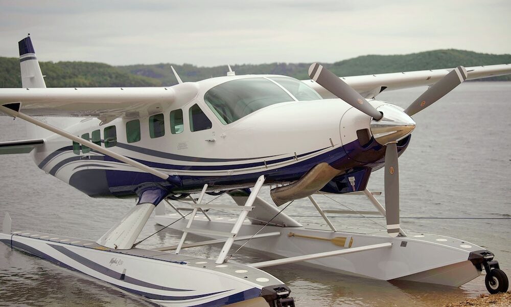 Caravan Grand Amphibian